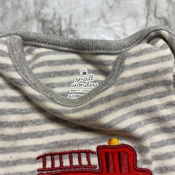 🥰Bundle 0-3M and 3-6M Boy Onesies🥰 - Picture 6 of 14